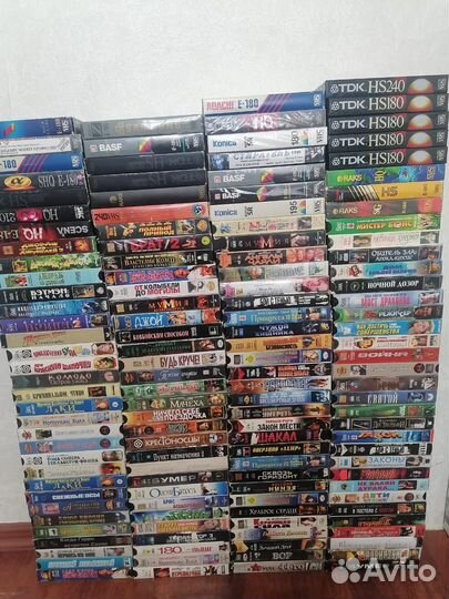Видеокасеты