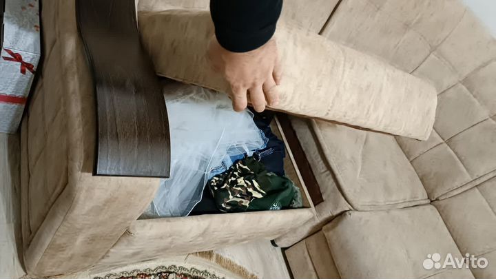 Угловой диван