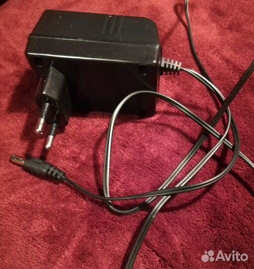 AC/DC adaptor Kema Keur