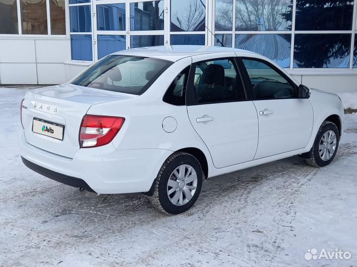 LADA Granta 1.6 МТ, 2022
