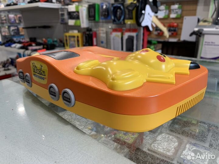 Nintendo 64 Pikachu Edition
