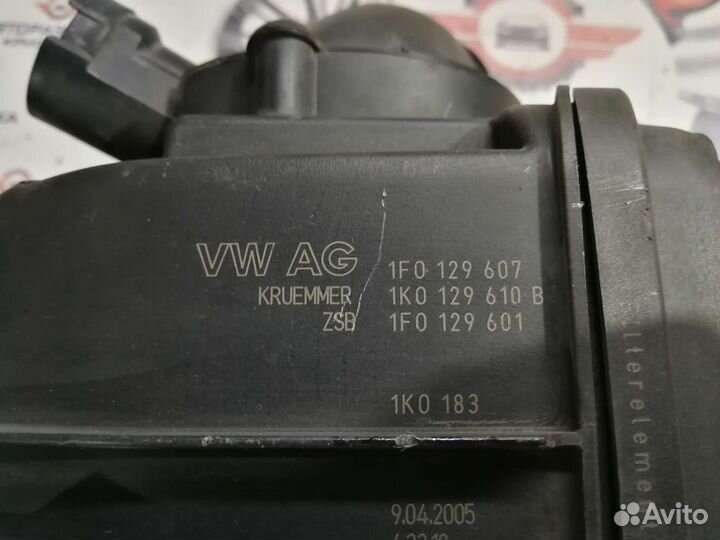 Корпус воздушного фильтра Vw Touran