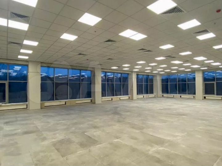Сдам офисное помещение, 576 м²