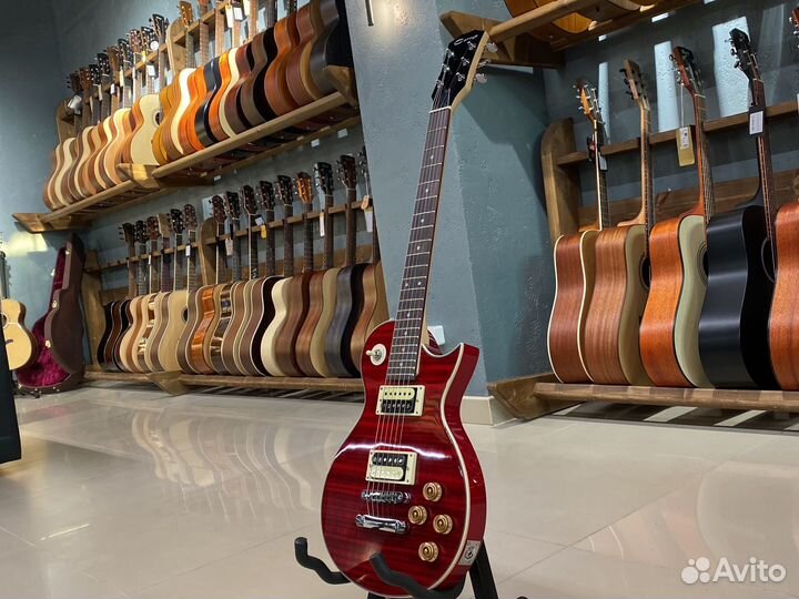 Caraya E231TRD Электрогитара les paul