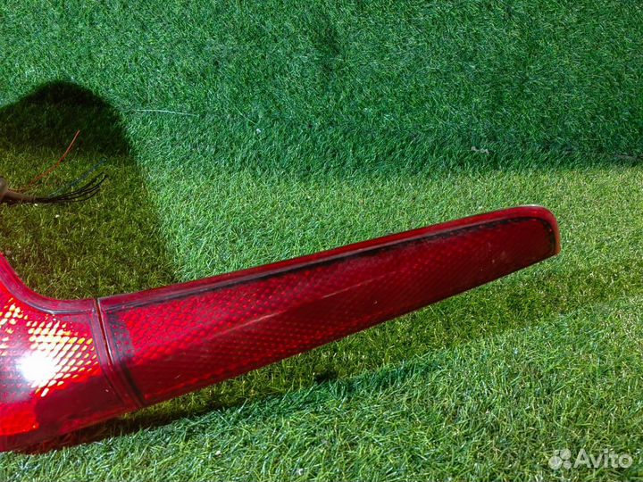 Фонарь задняя фара левая Nissan Note E11