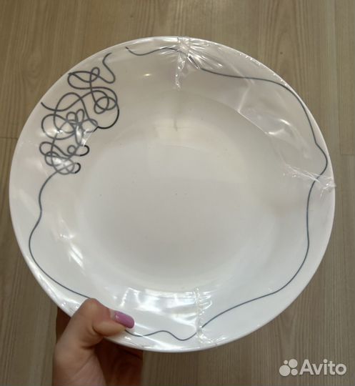 Набор тарелок новые