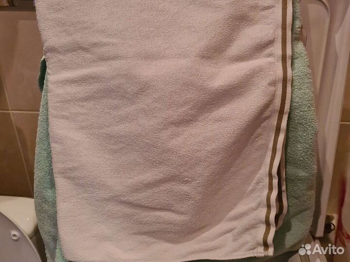 Полотенца банные и маленькие