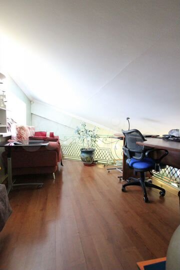 4-к. квартира, 98 м², 5/6 эт.