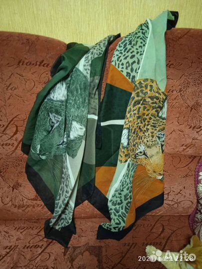 Платки, шапки, шарфы женские