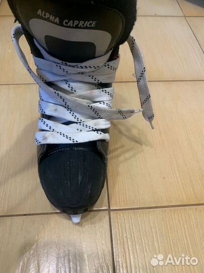 Хоккейные коньки Caprice RGX-1080