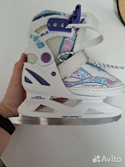 Коньки ледовые