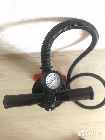 Насос ручной для всех надувных изделий