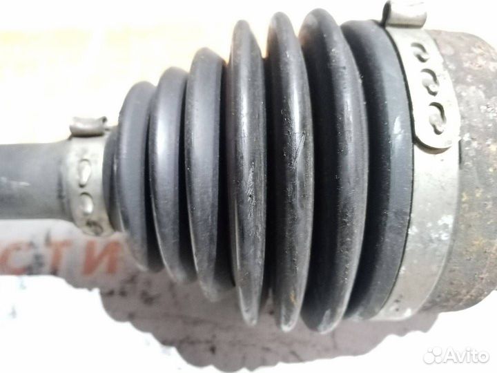 Полуось передняя левая Mitsubishi Outlander