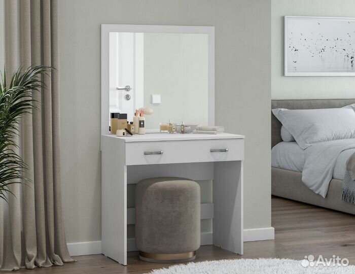 Туалетный столик