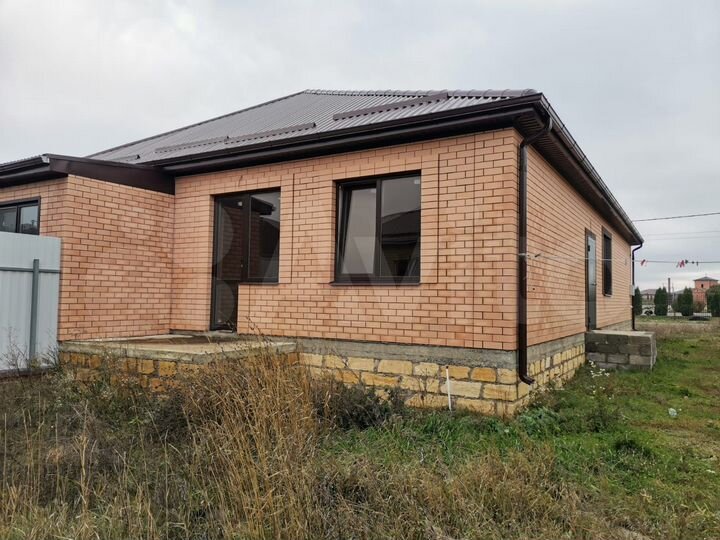 Коттедж 103 м² на участке 3 сот.