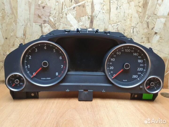 Панель приборов Volkswagen Touareg