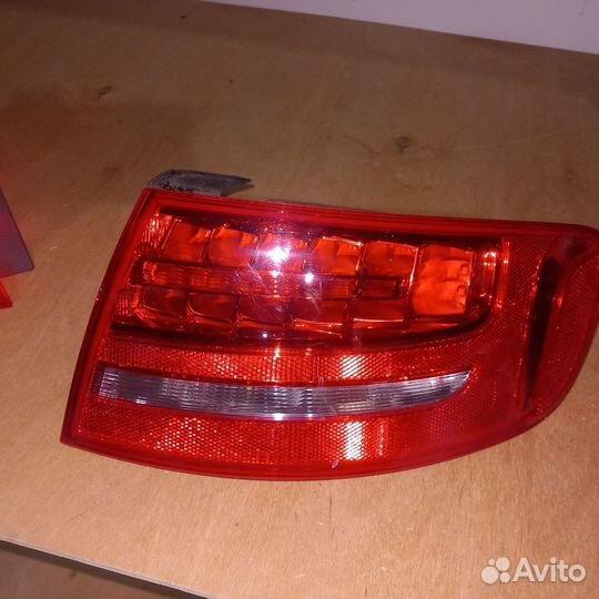 Фонарь задний audi a4 b8