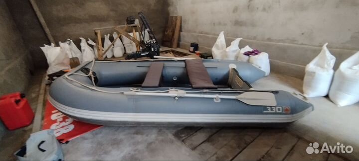 Лодка Yukona 330