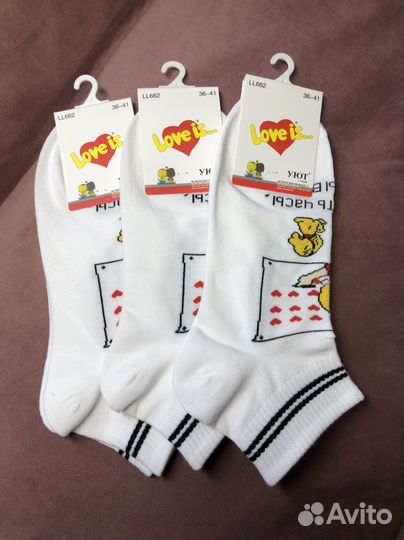 Носки Love is