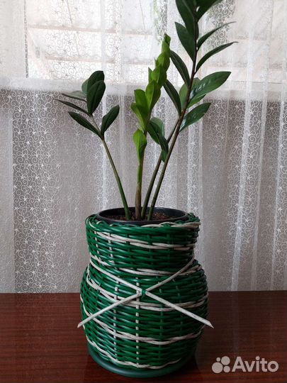 Кашпо из ротанга