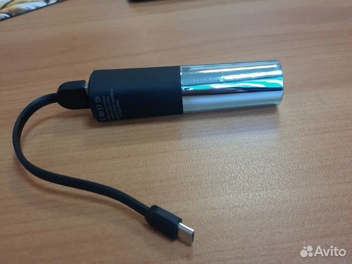 Переносной аккумулятор помада женский