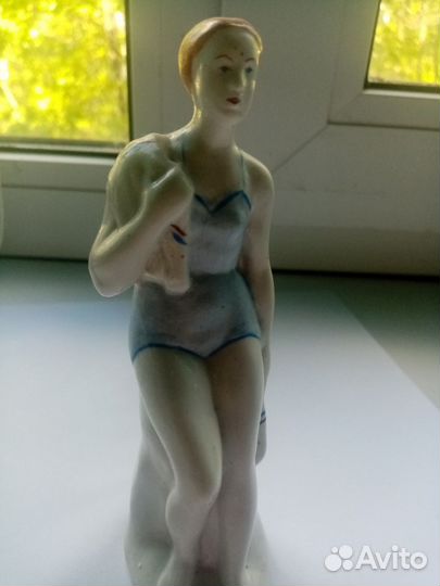 Фарфоровые статуэтки