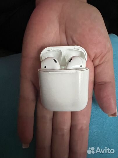 Airpods 1