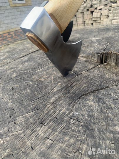 Топор кованый