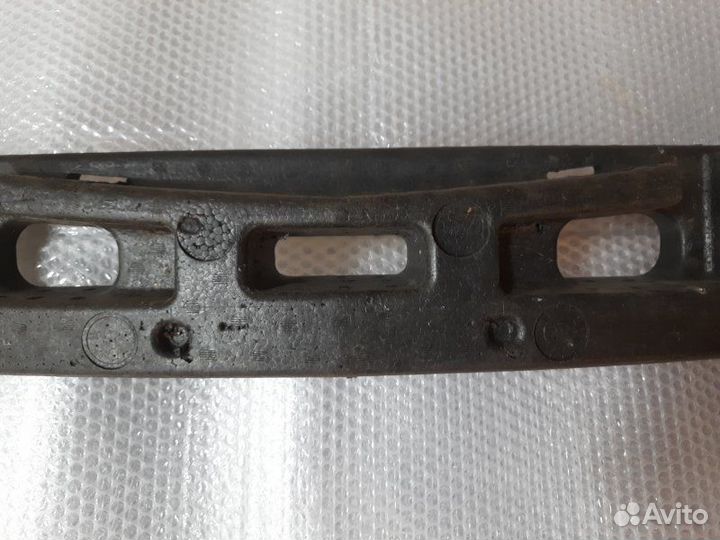 Абсорбер бампера передний Chevrolet Cruze