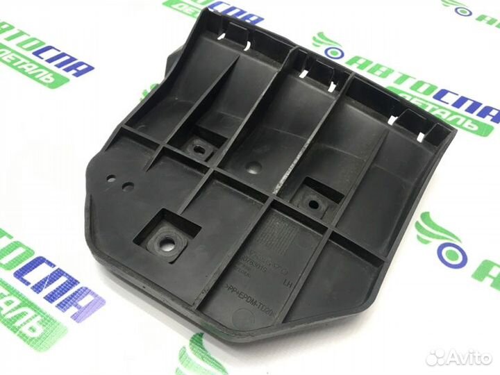 Кронштейн бампера задний левый Volvo V50 универсал