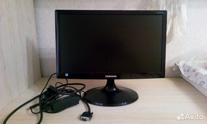 Монитор Samsung 19 дюймов