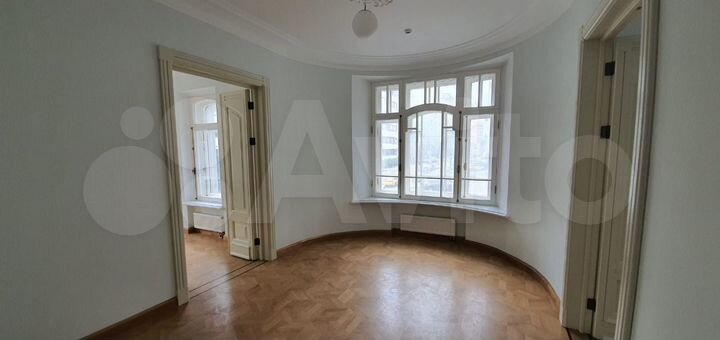 Аренда особняка 4374 м2