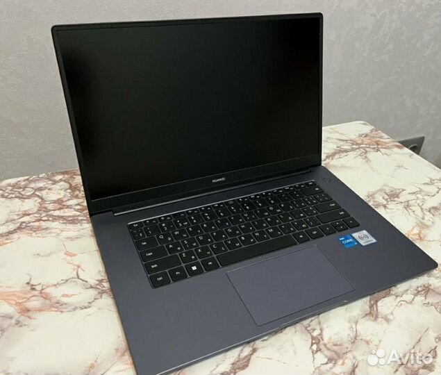 Новый ноутбук Huawei D15 i3/8/256, ростест