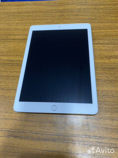 iPad 6 поколения