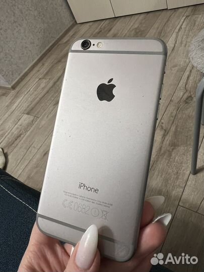 iPhone 6S, 16 ГБ