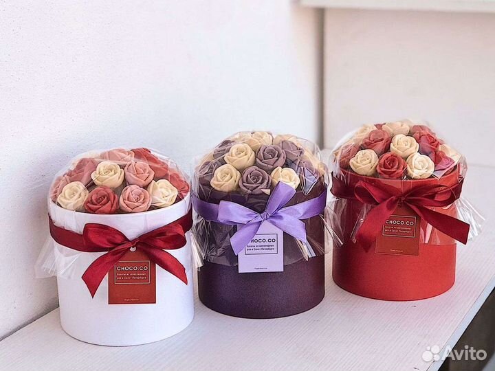 Шляпные коробки с шоколадными розами