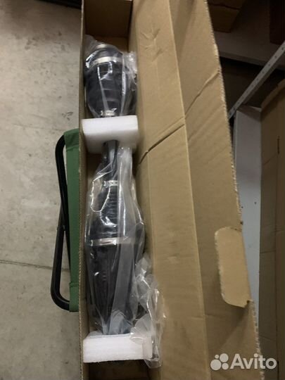 Приводной вал передний левый BMW F30XI