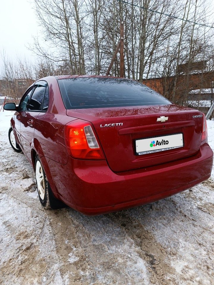 Chevrolet Lacetti: фото владельца