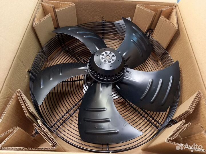 Вентиляторы для охлаждения майнинг фермы 300S