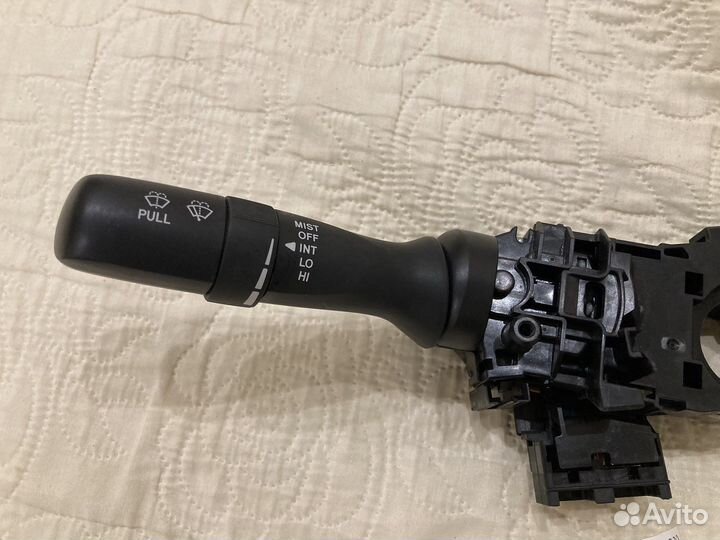 Подрулевые переключатели Toyota prius NHW20