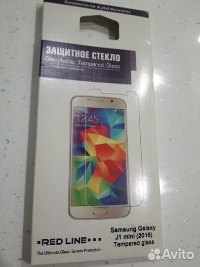 Защитное стекло на Samsung Galaxy J1 mini/ чехол