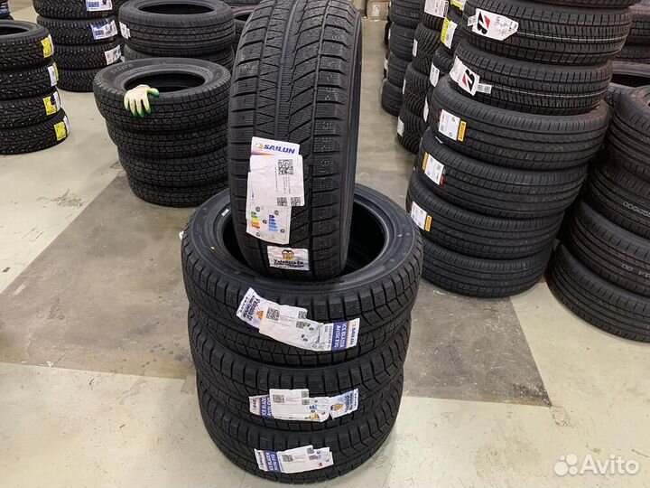 Sailun Ice Blazer Arctic EVO 225/50 R18 99V