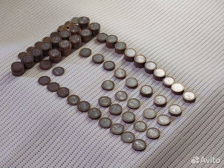 Юбилейные монеты биметалл + гвс 268 шт