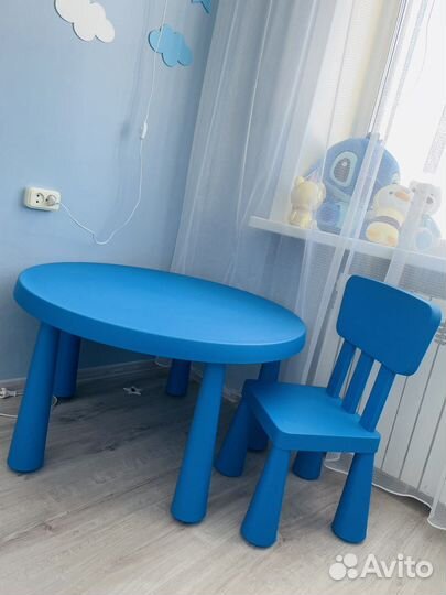 Продам стол со стулом