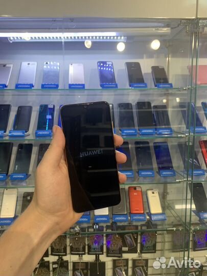 HUAWEI Y6 (2019), 2/32 ГБ