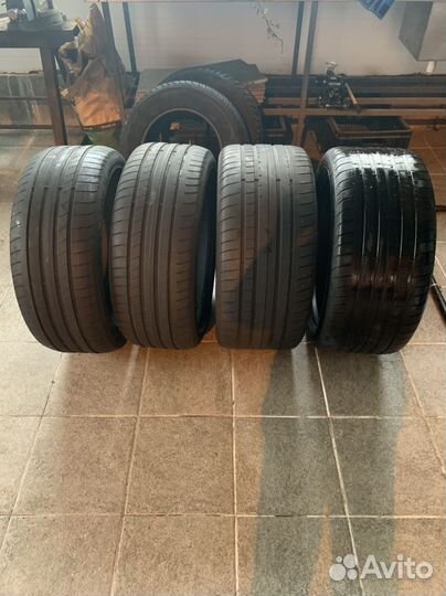 Goodyear Eagle F1 Asymmetric 3 245/40 R19 и 275/35 R19 100Y