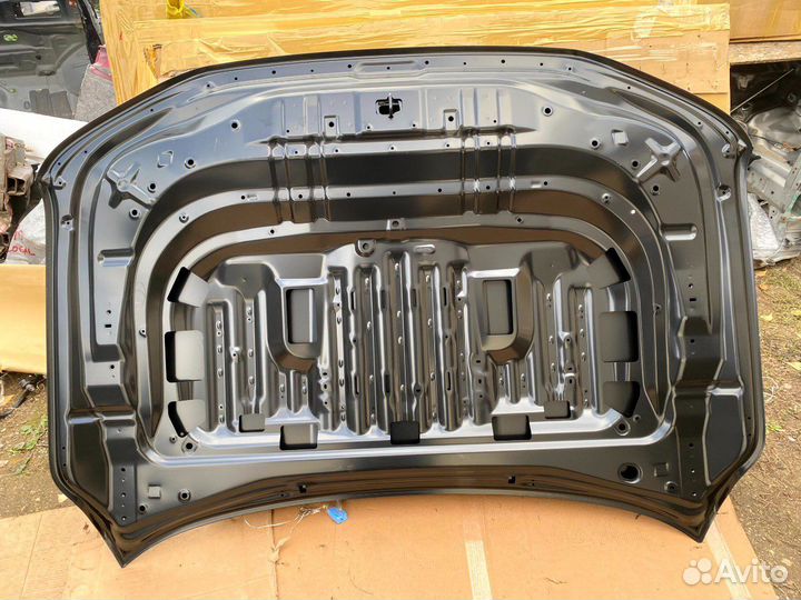 Капот Toyota Land Cruiser 300 новый оригинал