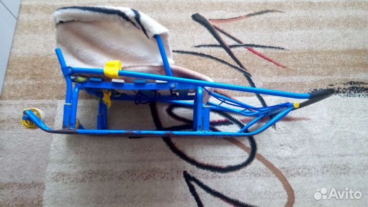 Санки на колесиках