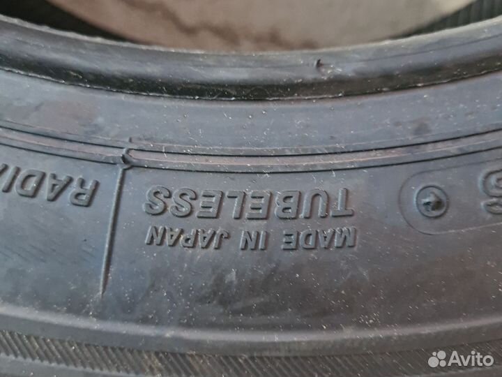 Bridgestone Blizzak VRX 215/60 R16 95S