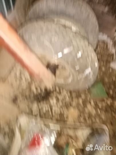 Опорное колесо со ступицей